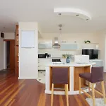 Cozy With Terrace Near Zachodnia By Renters Apartman *