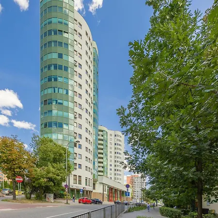Cozy With Terrace Near Zachodnia By Renters Apartman *
