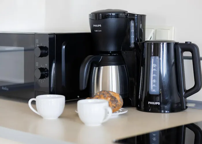 Cozy With Terrace Near Zachodnia By Renters Apartment Warsaw