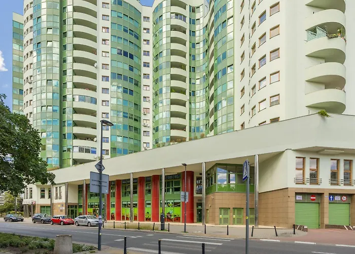 Cozy With Terrace Near Zachodnia By Renters * Warsaw