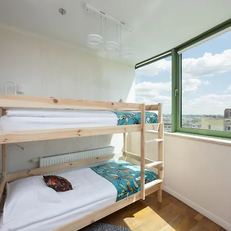 Cozy With Terrace Near Zachodnia By Renters